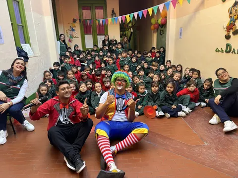 Escuelas e Instituciones